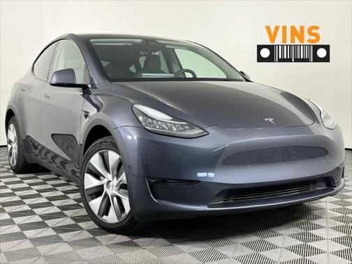 2023 Tesla Model Y Long Range Dual Motor All-Wheel Drive