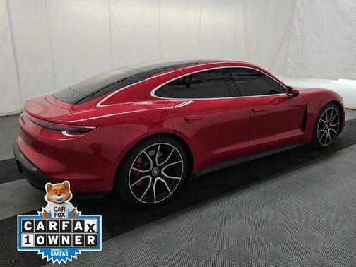 2024 Porsche Taycan 4S