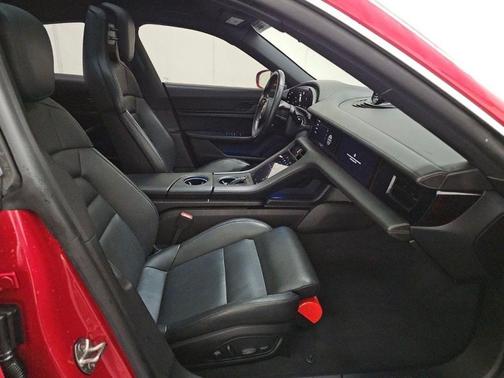 2024 Porsche Taycan 4S