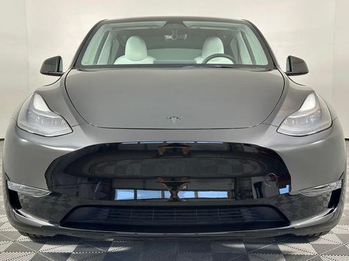2023 Tesla Model Y Performance Dual Motor All-Wheel Drive
