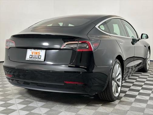 2018 Tesla Model 3 Mid Range