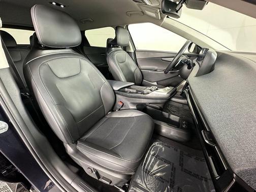 2022 Kia EV6 Wind