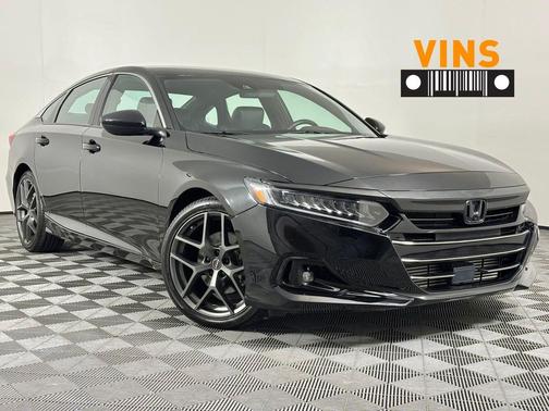 Crystal Black Pearl 2022 Honda Accord Sport 1.5T