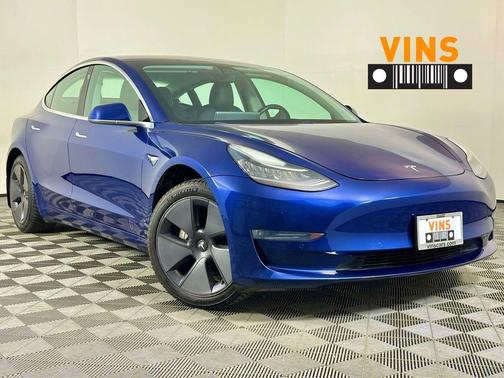 Deep Blue Metallic 2018 Tesla Model 3 Long Range