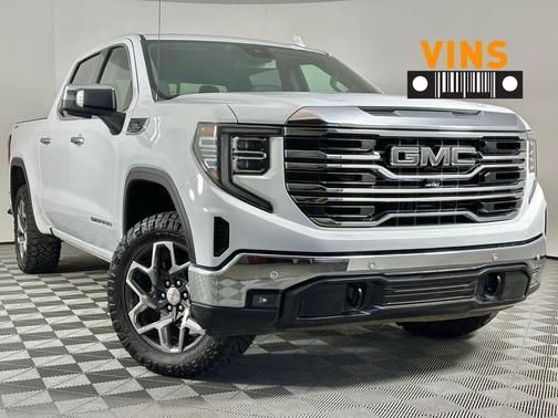 2024 GMC Sierra 1500 SLT