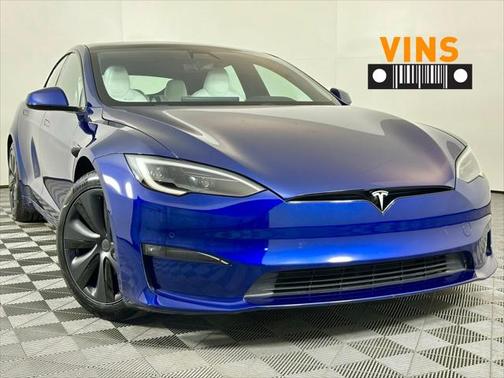 2022 Tesla Model S Base