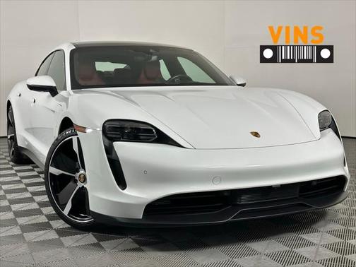 2022 Porsche Taycan Base