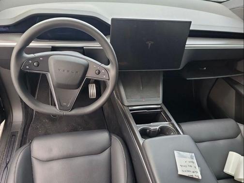 2023 Tesla Model X Plaid Tri Motor All-Wheel Drive