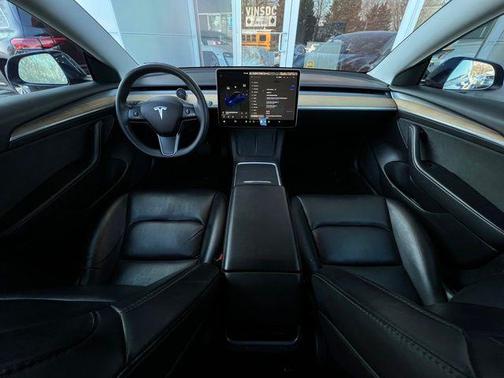 2022 Tesla Model 3 Standard Range