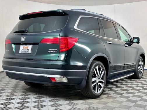 Black Forest Pearl 2017 Honda Pilot Touring
