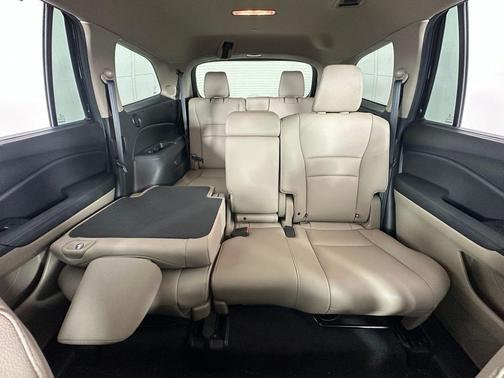 Black Forest Pearl 2017 Honda Pilot Touring