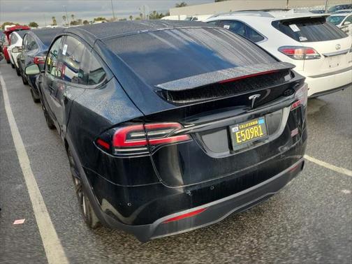 2022 Tesla Model X Plaid