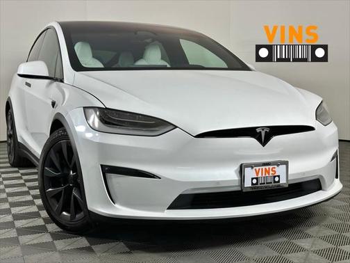 2022 Tesla Model X Plaid Tri Motor All-Wheel Drive