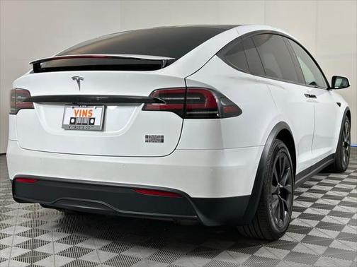 2022 Tesla Model X Plaid Tri Motor All-Wheel Drive