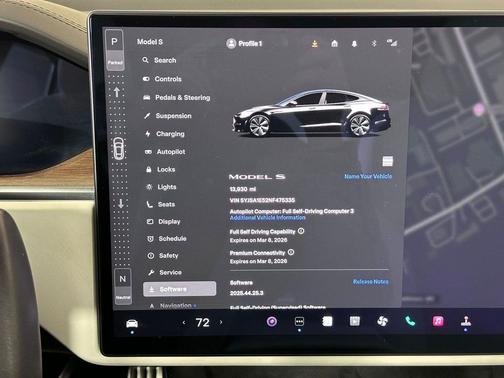 2022 Tesla Model S Base