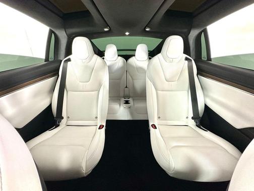 2022 Tesla Model X Dual Motor All-Wheel Drive
