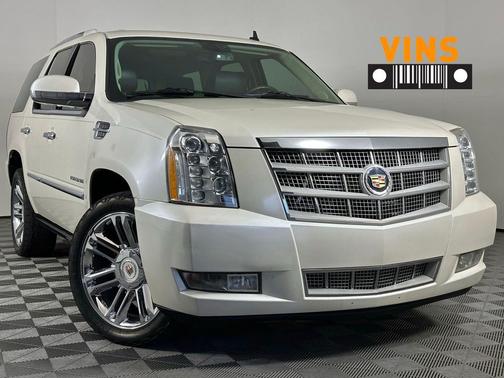 2014 Cadillac Escalade Platinum Edition