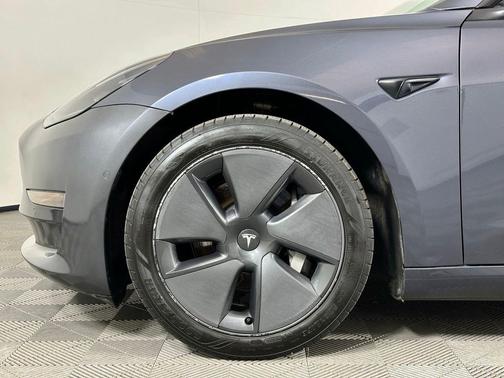 Midnight Silver Metallic 2021 Tesla Model 3 Standard Range Plus