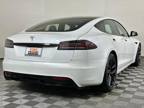2023 Tesla Model S Standard Range