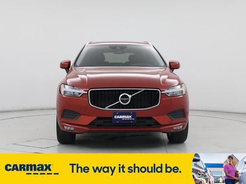 2020 Volvo XC60 T5 Momentum
