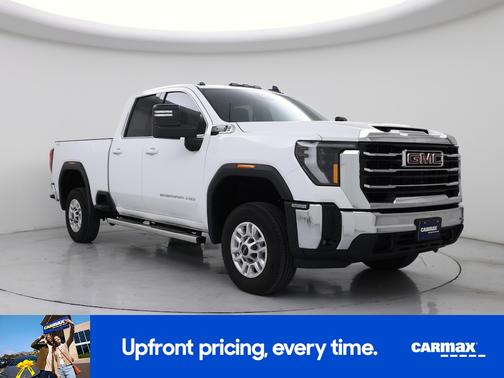 White 2025 GMC Sierra 2500 SLE