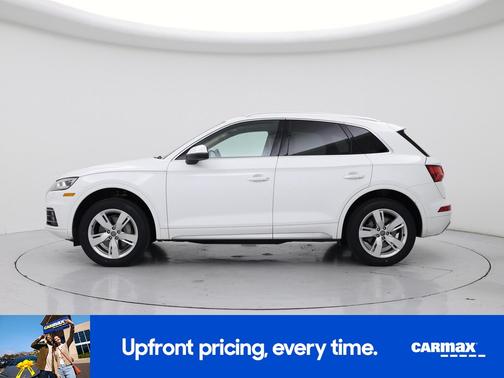 White 2018 Audi Q5 Premium Plus