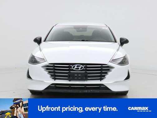 2022 Hyundai SONATA SE