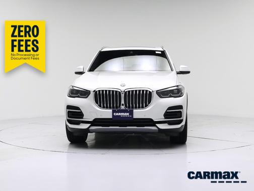 White 2023 BMW X5 xDrive40i