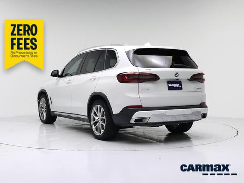 White 2023 BMW X5 xDrive40i