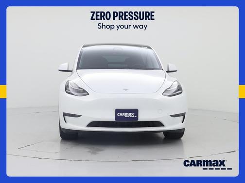White 2023 Tesla Model Y Long Range
