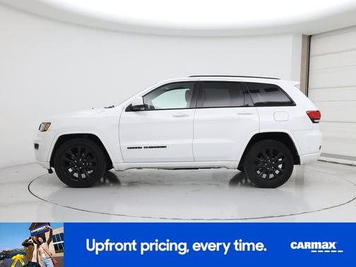 White 2017 Jeep Grand Cherokee Altitude