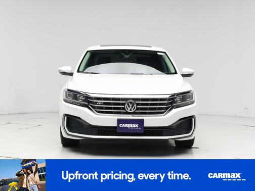 2020 Volkswagen Passat R-Line