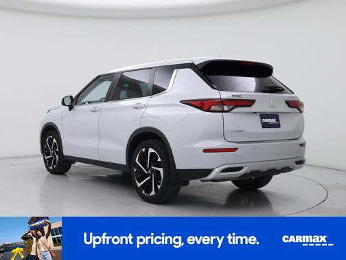 2023 Mitsubishi Outlander SE