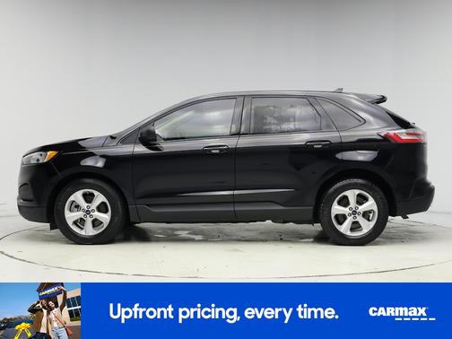 Black 2022 Ford Edge SE