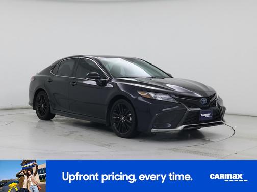 Black 2023 Toyota Camry Hybrid XSE