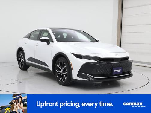 White 2024 Toyota Crown Limited