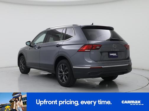 Gray 2023 Volkswagen Tiguan SE
