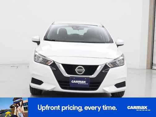 2022 Nissan Versa SV