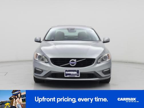 Silver 2018 Volvo S60 T5 Dynamic