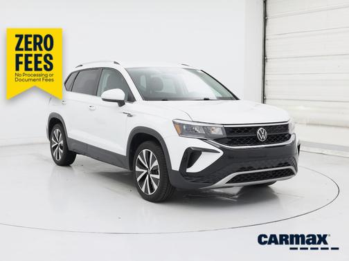 White 2024 Volkswagen Taos SE