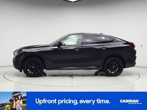 Black 2022 BMW X6 M50i