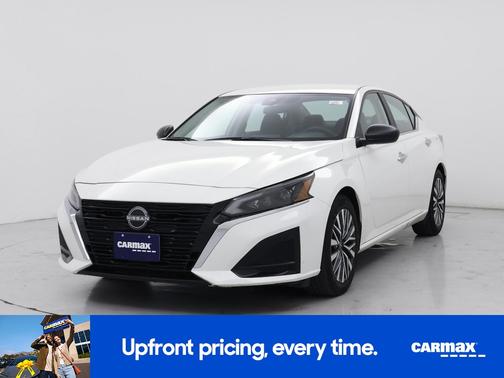 White 2025 Nissan Altima SV