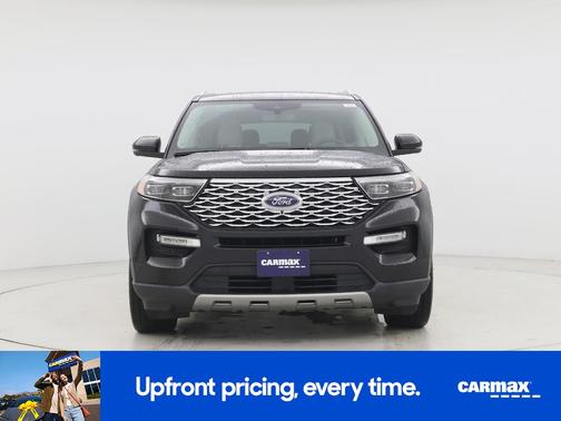 Black 2022 Ford Explorer Platinum
