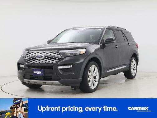 Black 2022 Ford Explorer Platinum