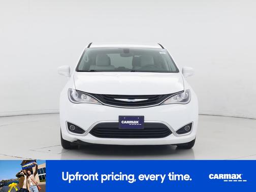 2017 Chrysler Pacifica Hybrid Touring