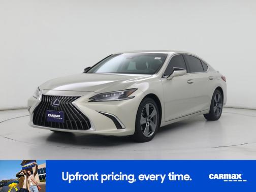 Gold 2022 Lexus ES 300h Ultra Luxury