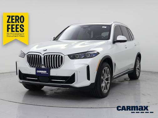 White 2024 BMW X5 sDrive40i