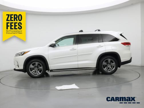 White 2017 Toyota Highlander Limited Platinum