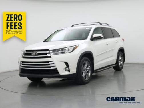 White 2017 Toyota Highlander Limited Platinum