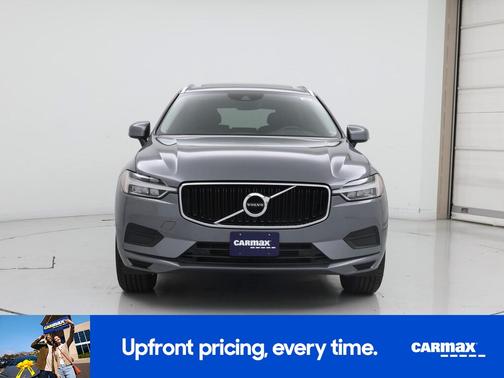 Gray 2020 Volvo XC60 T5 Momentum